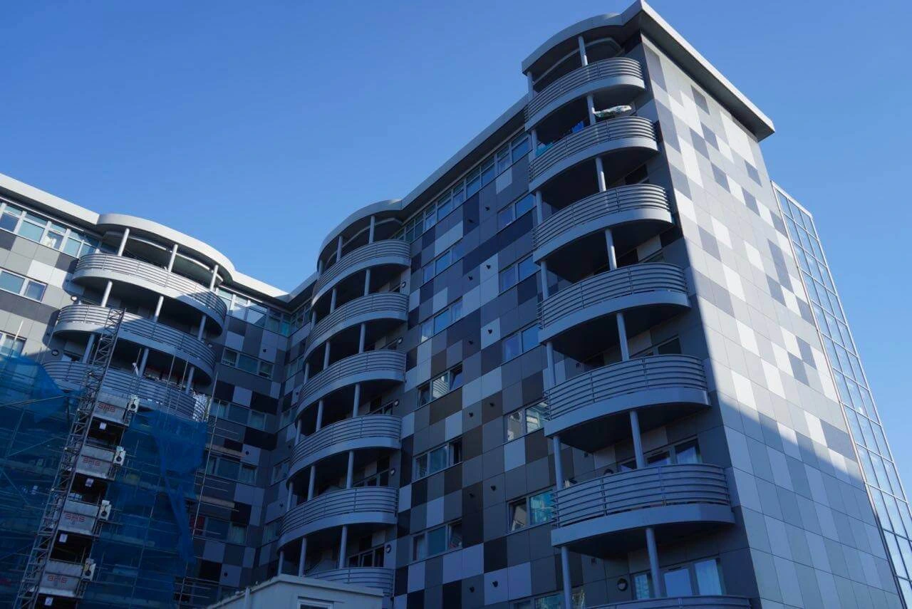 6 Poursmouth Rd - Hitechfacades